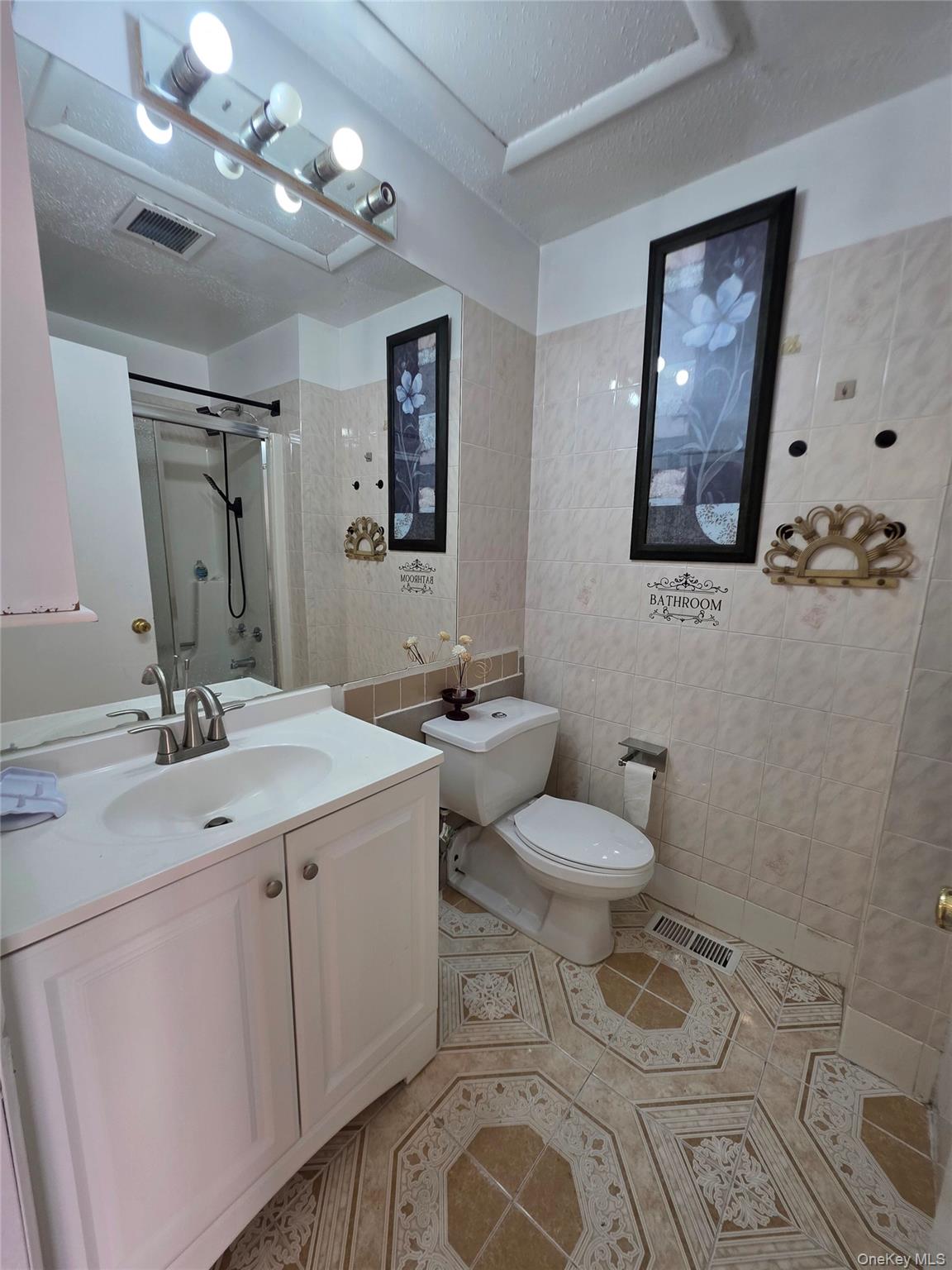 1186 Vyse Avenue Property Photo 20