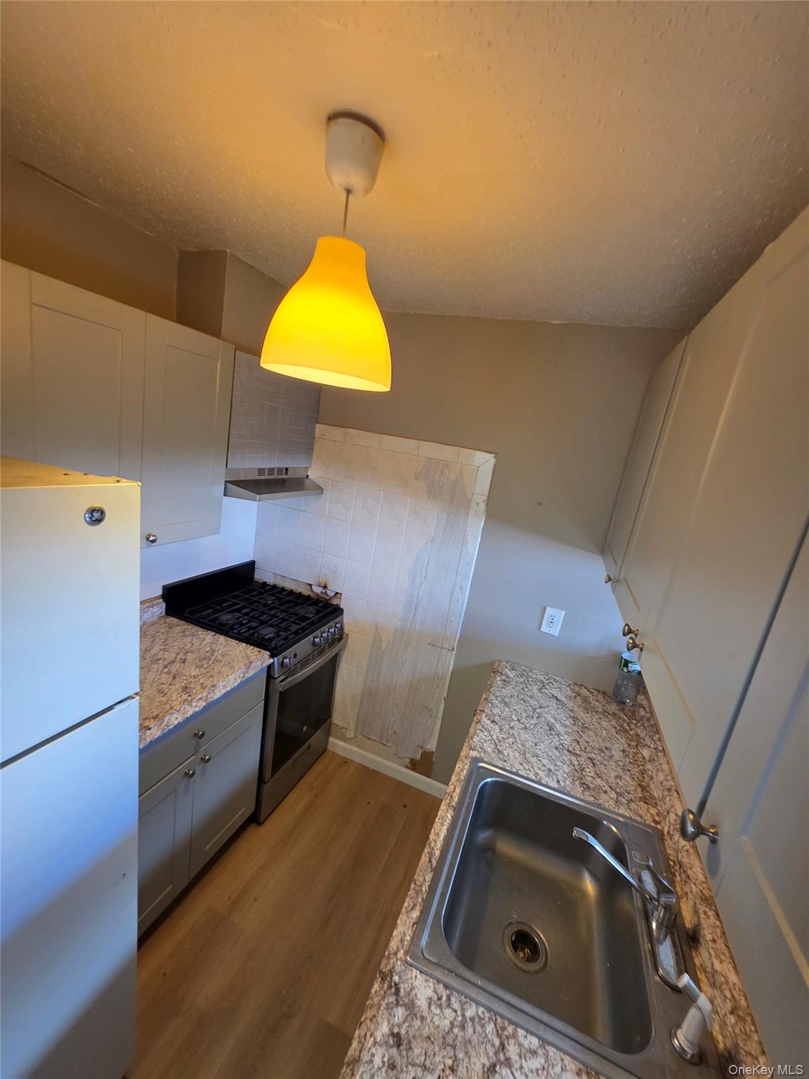 1186 Vyse Avenue Property Photo 30