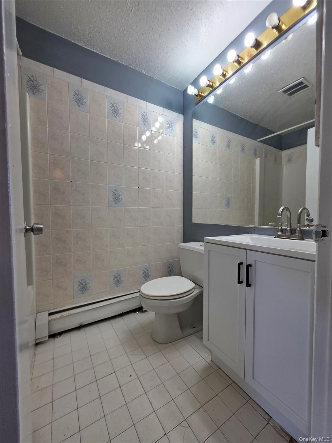 1186 Vyse Avenue Property Photo 31