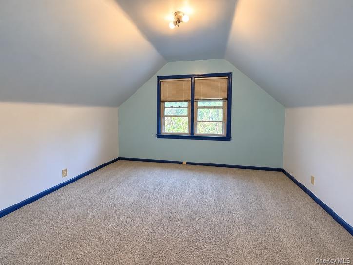 150-32 8 Avenue Property Photo 9