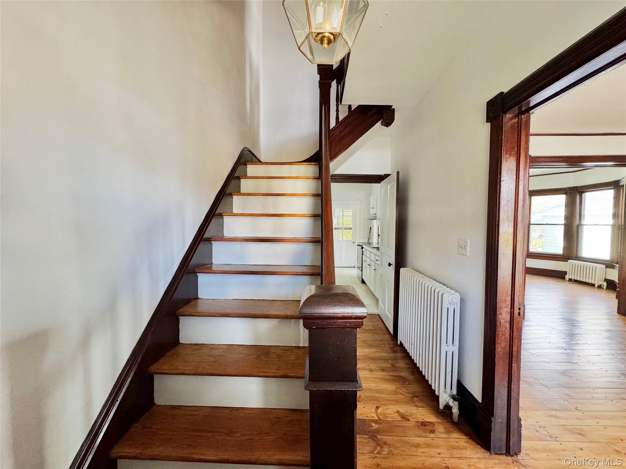 81 New Street Property Photo 3