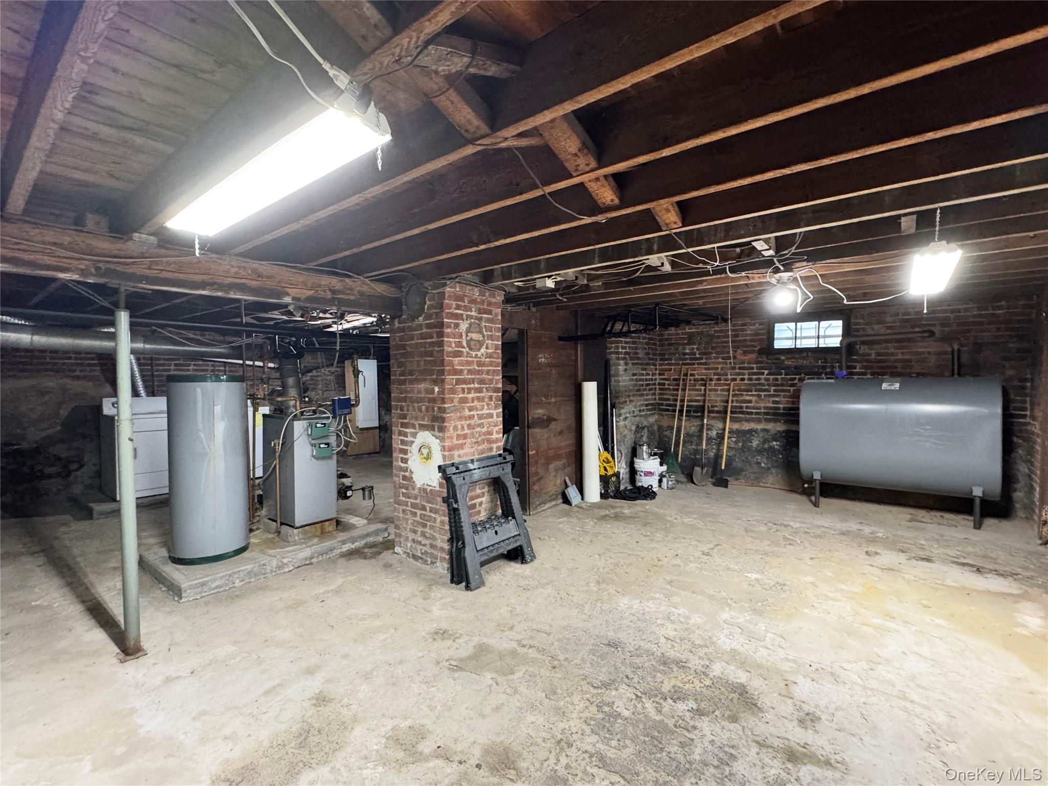 81 New Street Property Photo 37