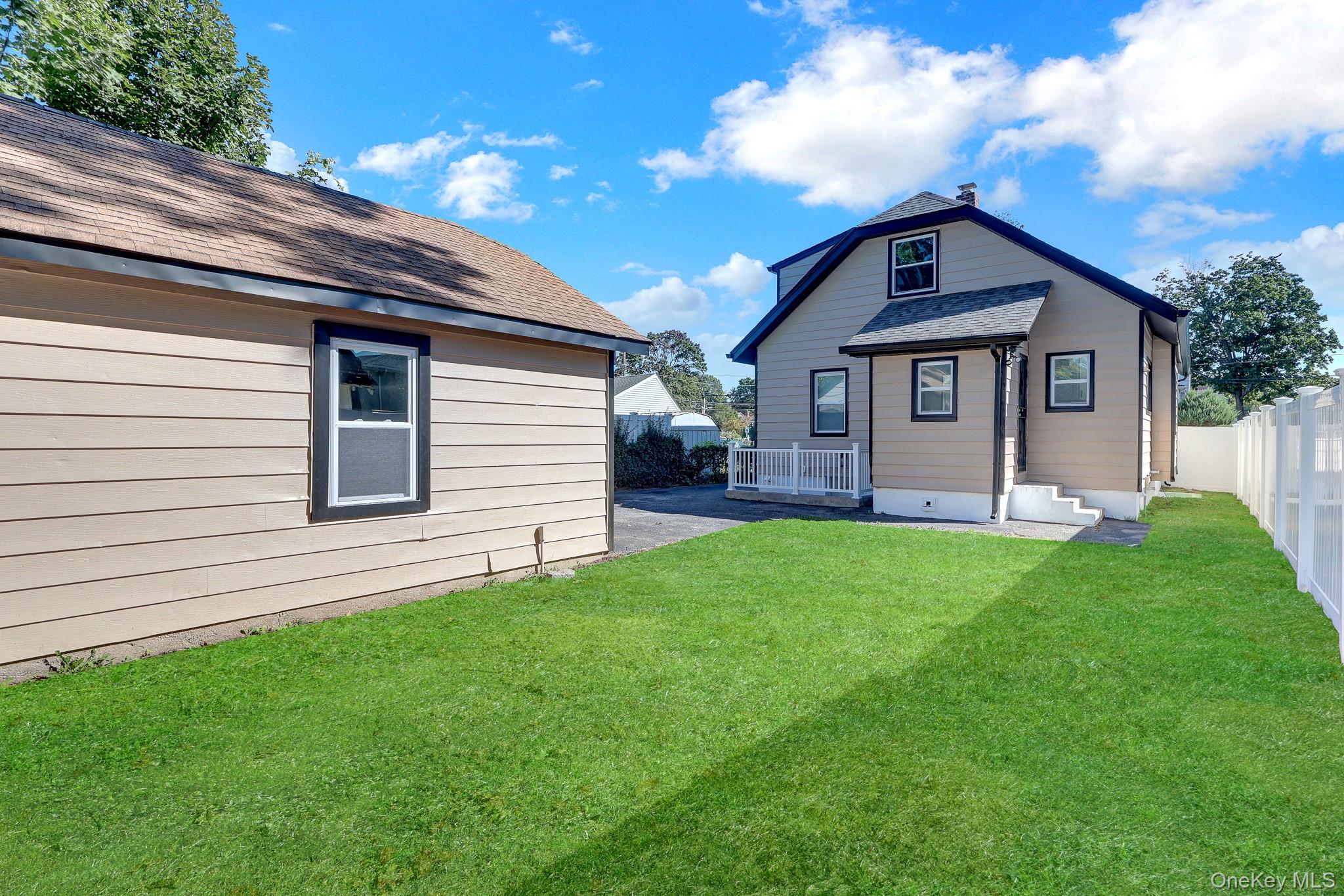5 2nd Place Property Photo 24