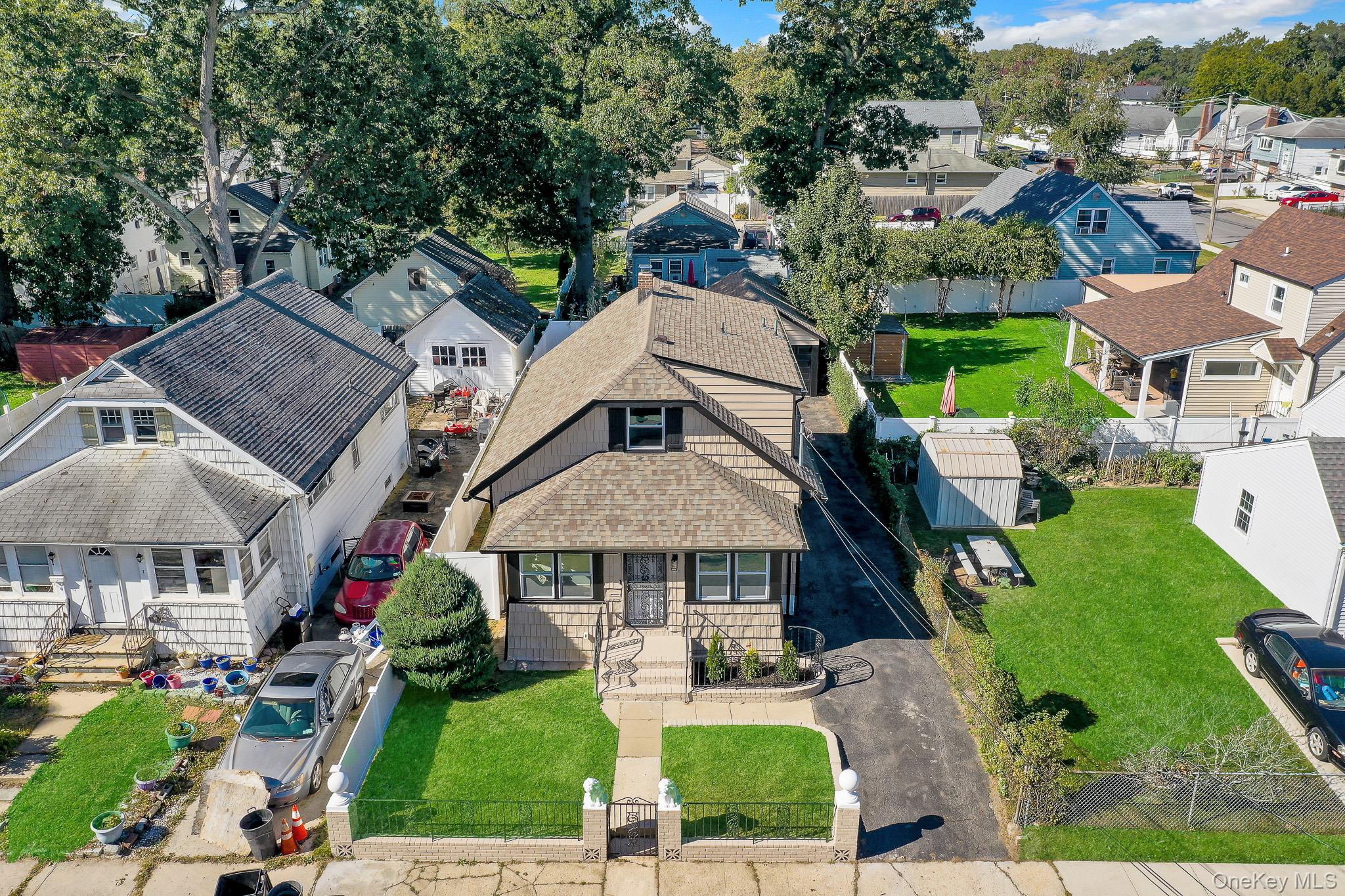 5 2nd Place Property Photo 28