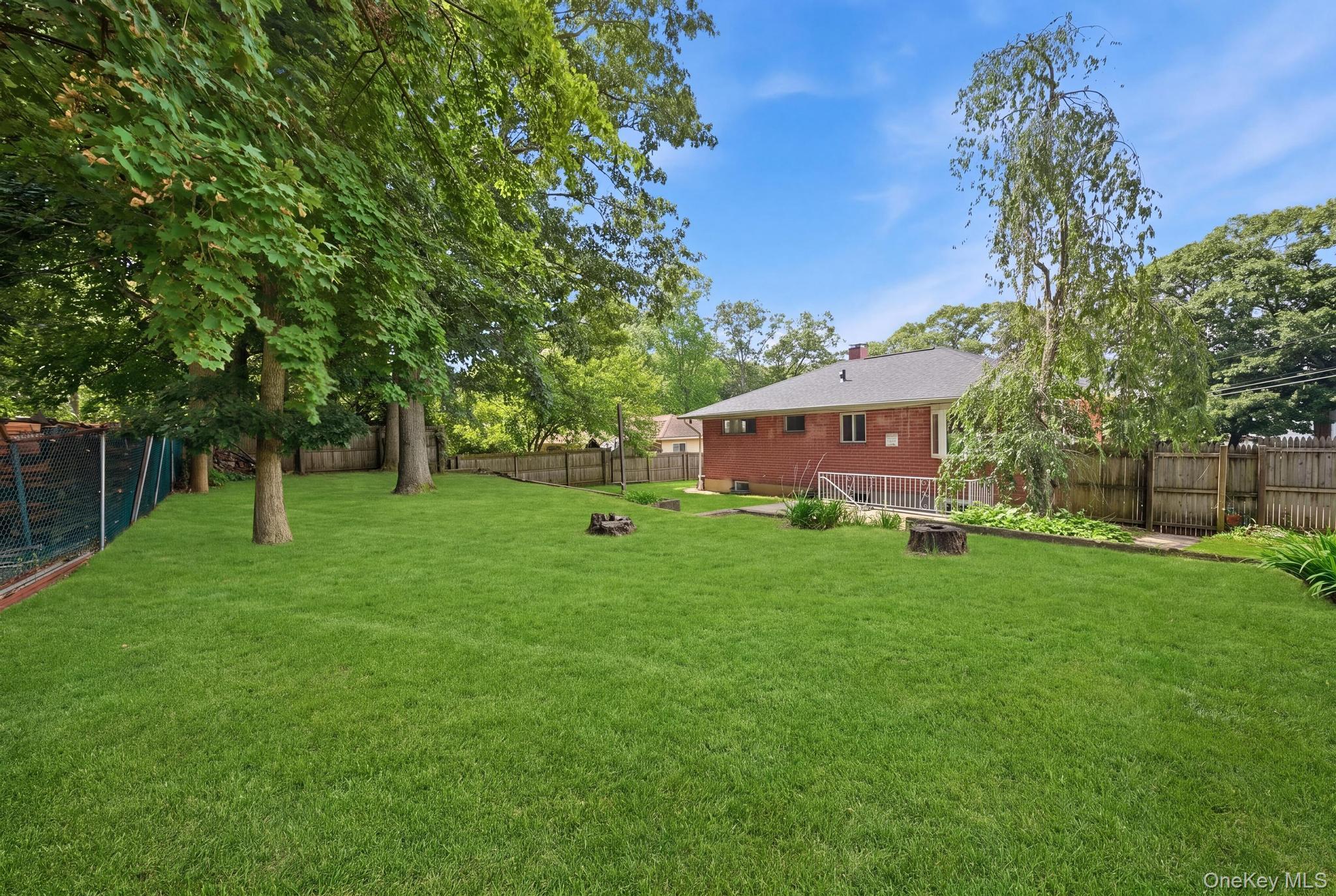 5 Robin Road Property Photo 21