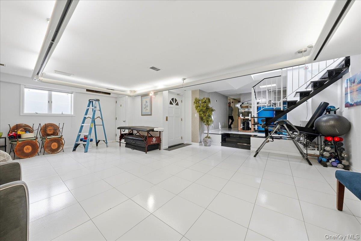 3828 Bedford Avenue Property Photo 25