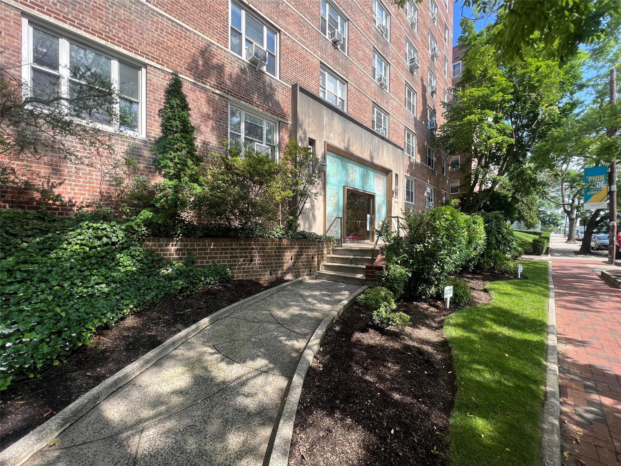 5601 Riverdale Avenue D1 Property Photo 11