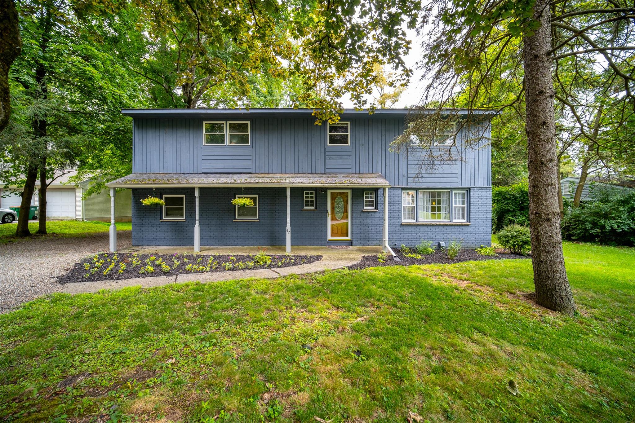 42 Beechwood Park Property Photo