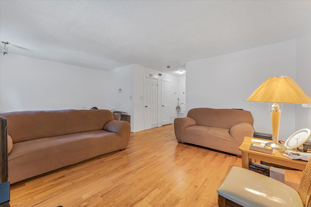 1623 Undercliff Avenue Property Photo 8
