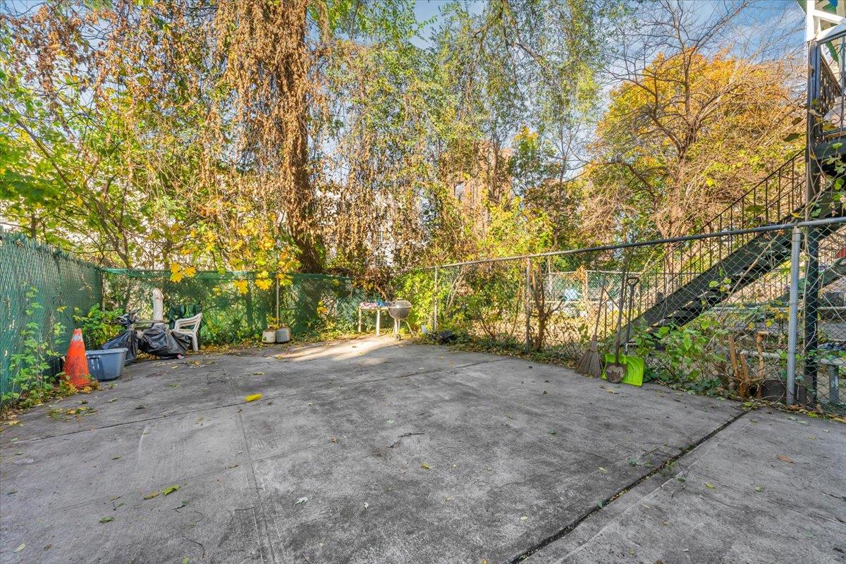 1623 Undercliff Avenue Property Photo 20