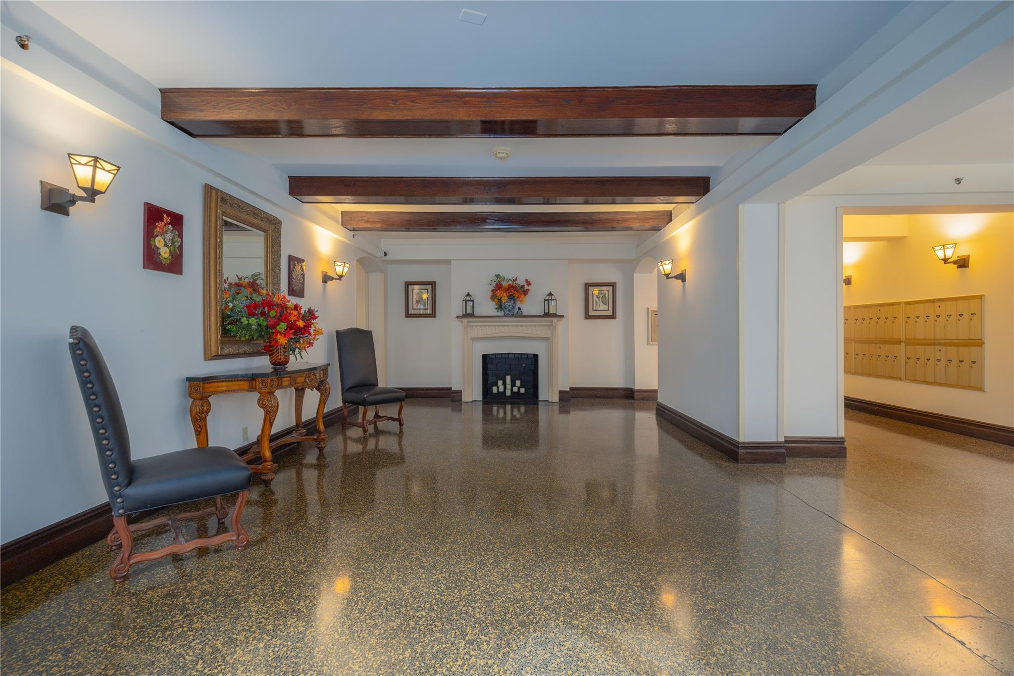68 E Hartsdale Avenue 4k Property Photo 9