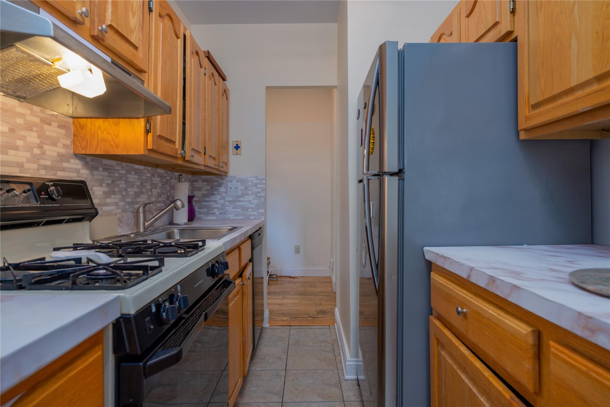 68 E Hartsdale Avenue 4k Property Photo 13