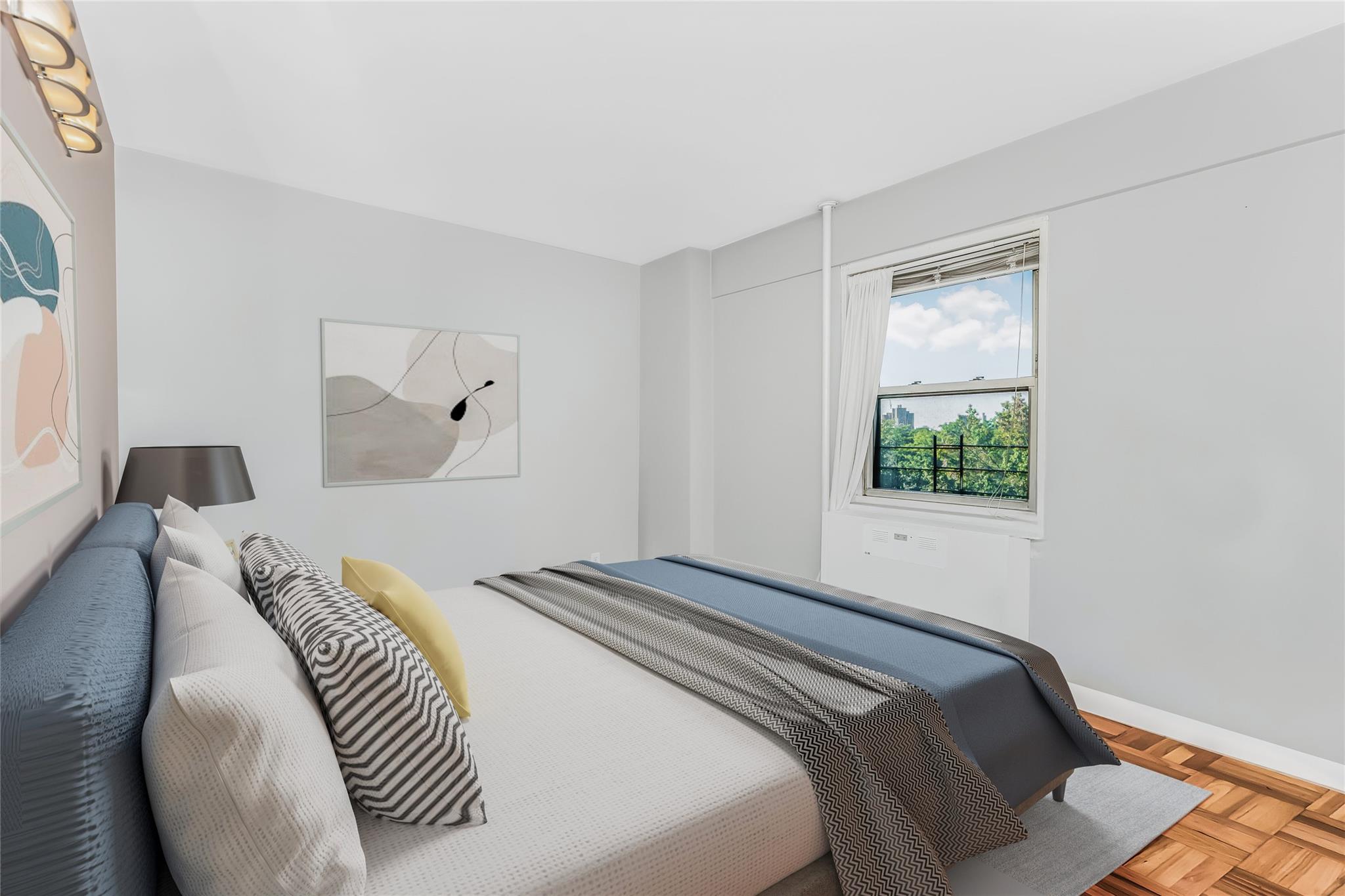2 Fordham Hill Oval 5b Property Photo 9