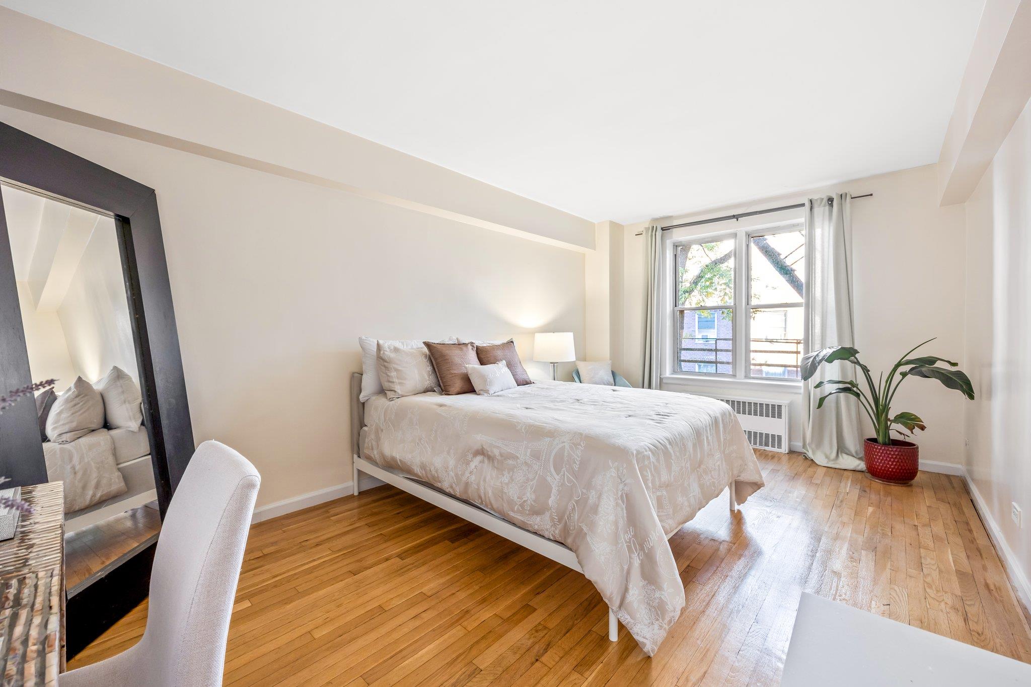 800 Grand Concourse 2b-s Property Photo 8