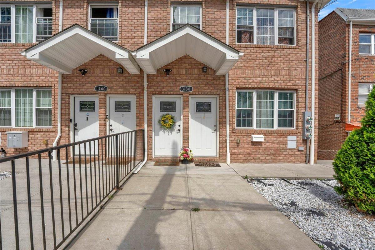 3136 Mickle Avenue Property Photo 2