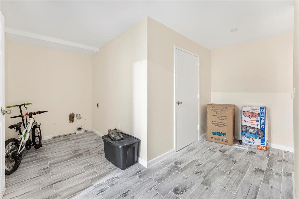 3136 Mickle Avenue Property Photo 24