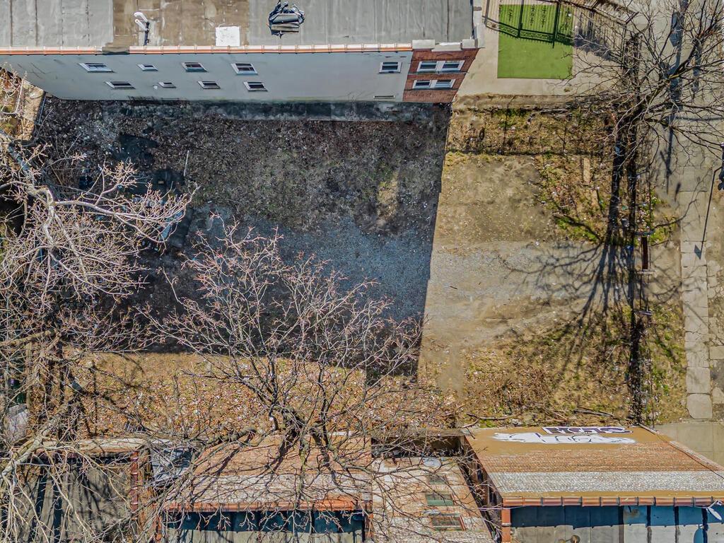 1448 & 1450 Rosedale Avenue Property Photo 15