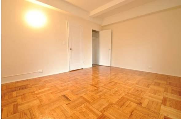 1938 E Tremont Avenue 5c Property Photo 5