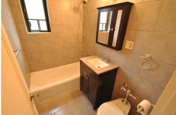 1938 E Tremont Avenue 5c Property Photo 7