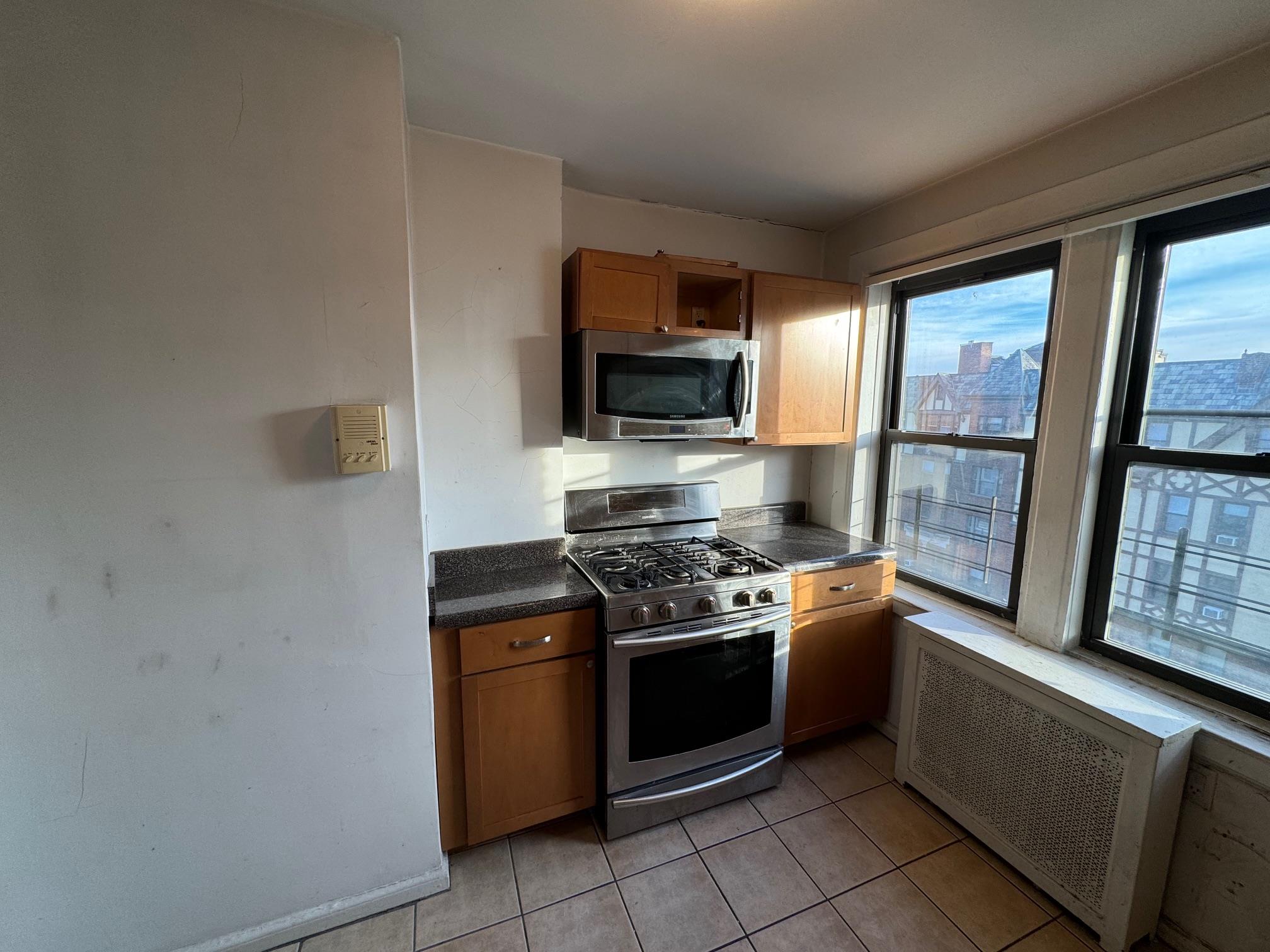 42 Pondfield Road 6c Property Photo 13