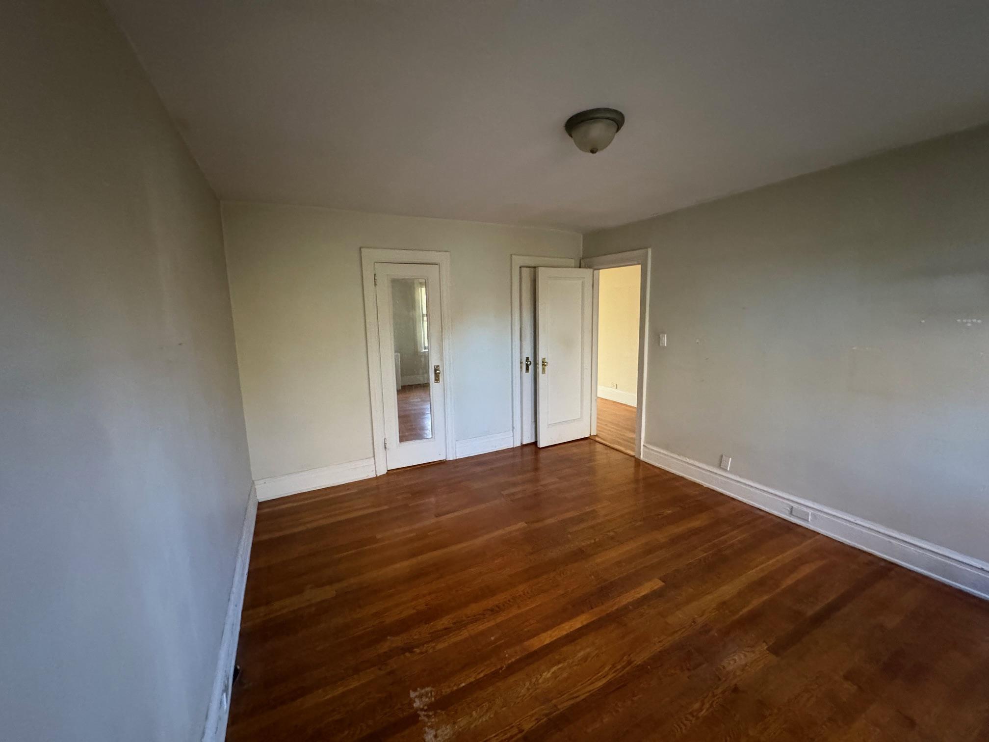 42 Pondfield Road 6c Property Photo 21