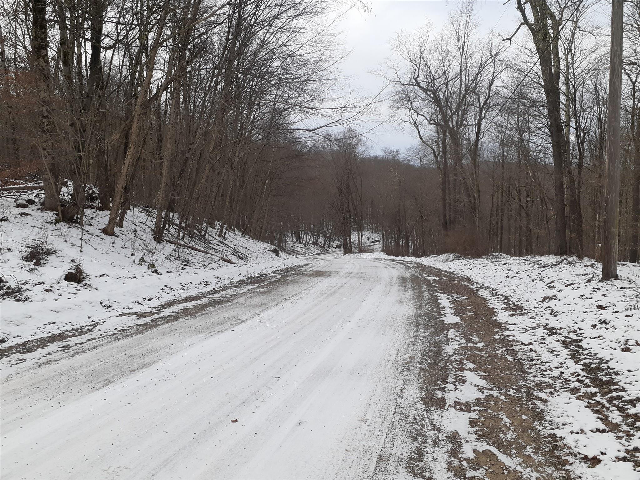 1407 Eminence Road Property Photo