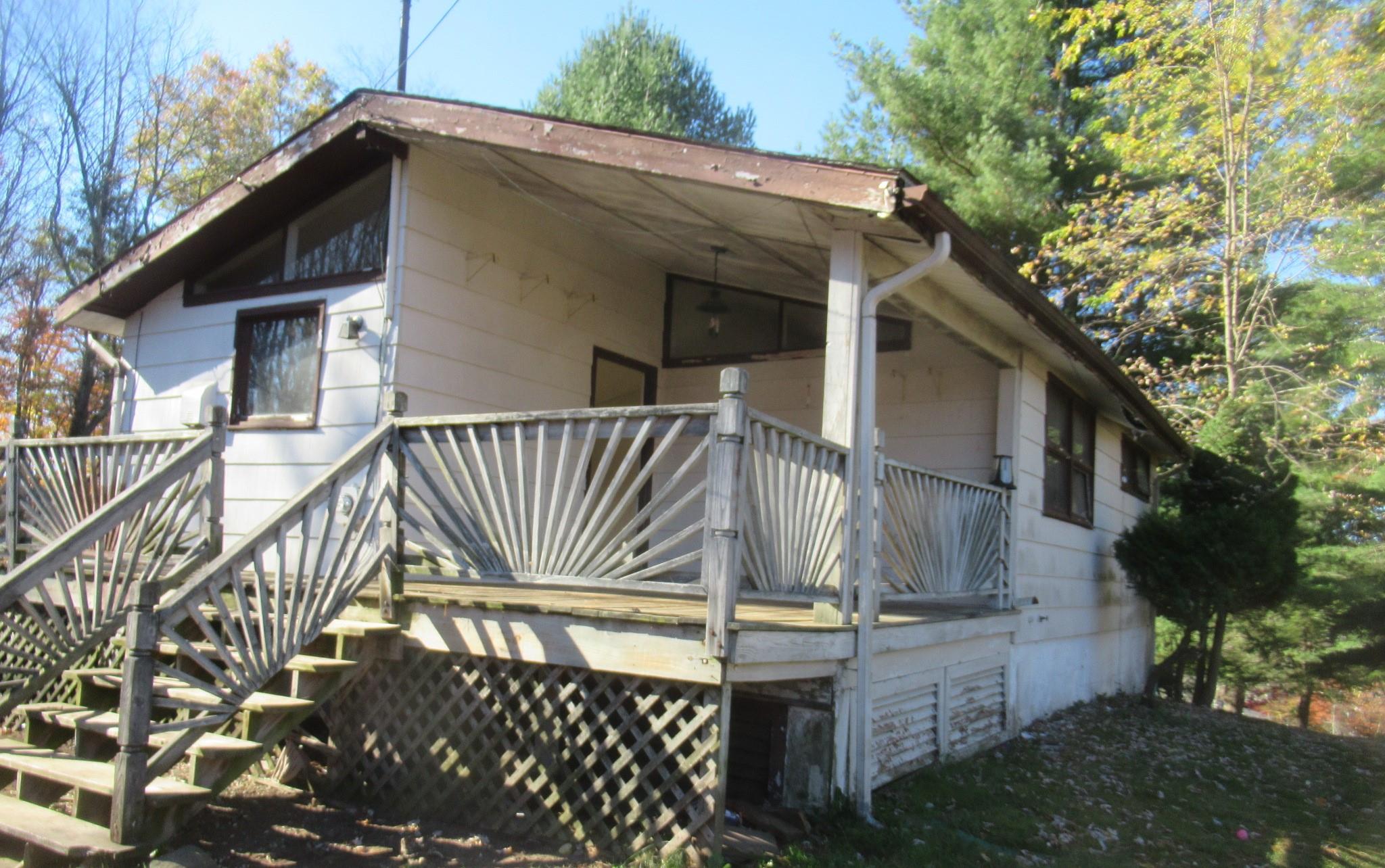 34 Miles Lane Property Photo 1