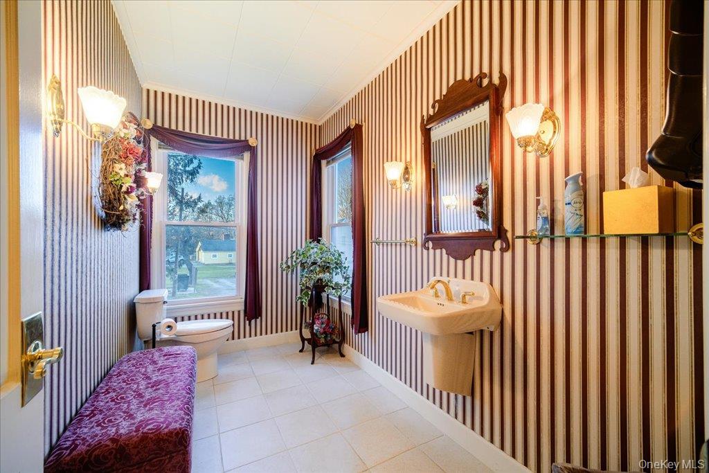 275 S Main Street Property Photo 12