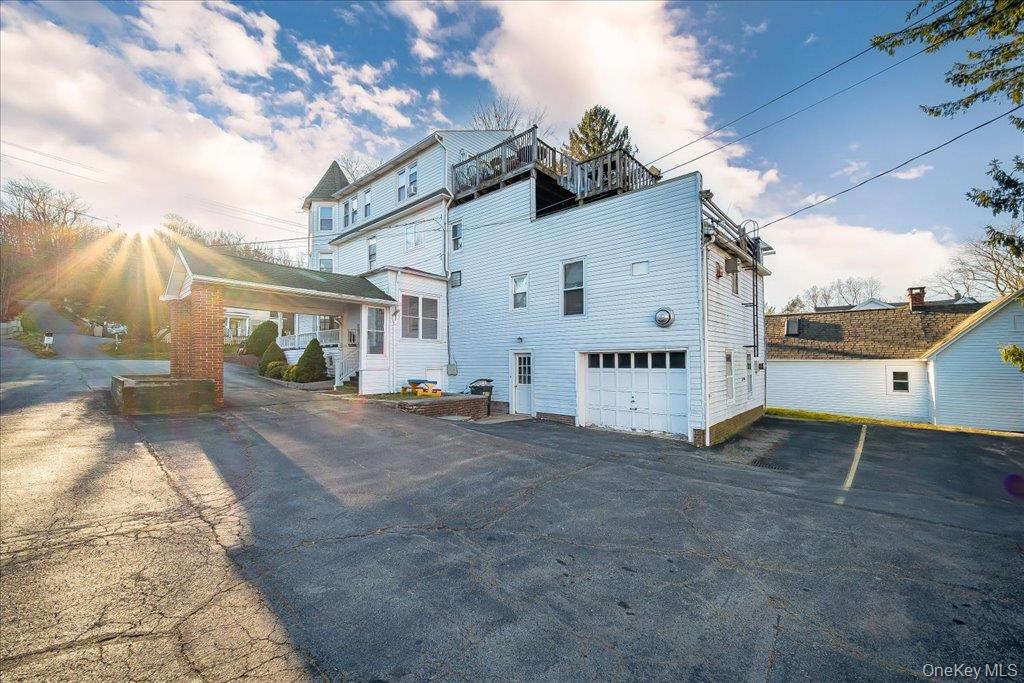275 S Main Street Property Photo 19