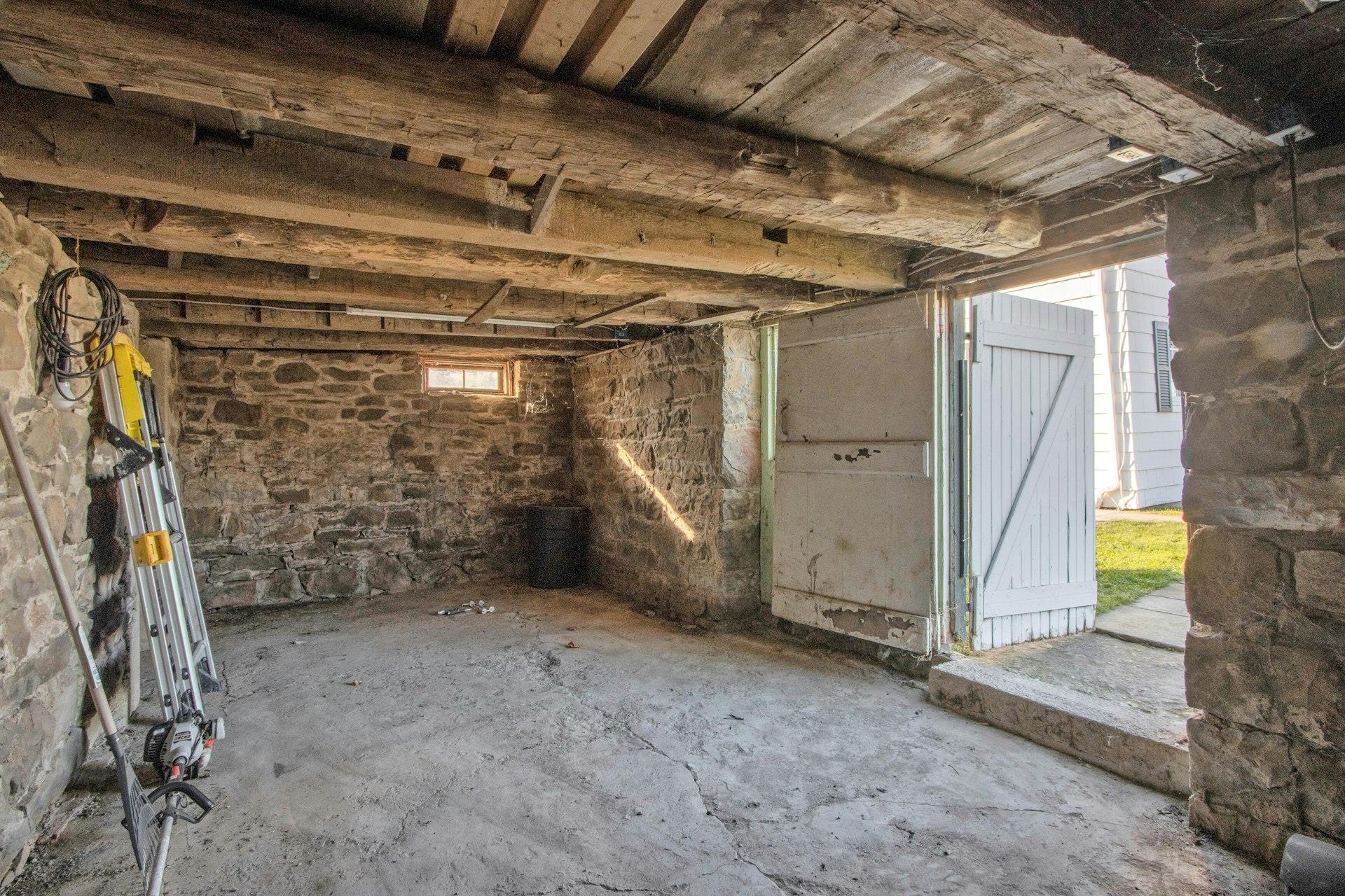 2220 State Route 17a Property Photo 34
