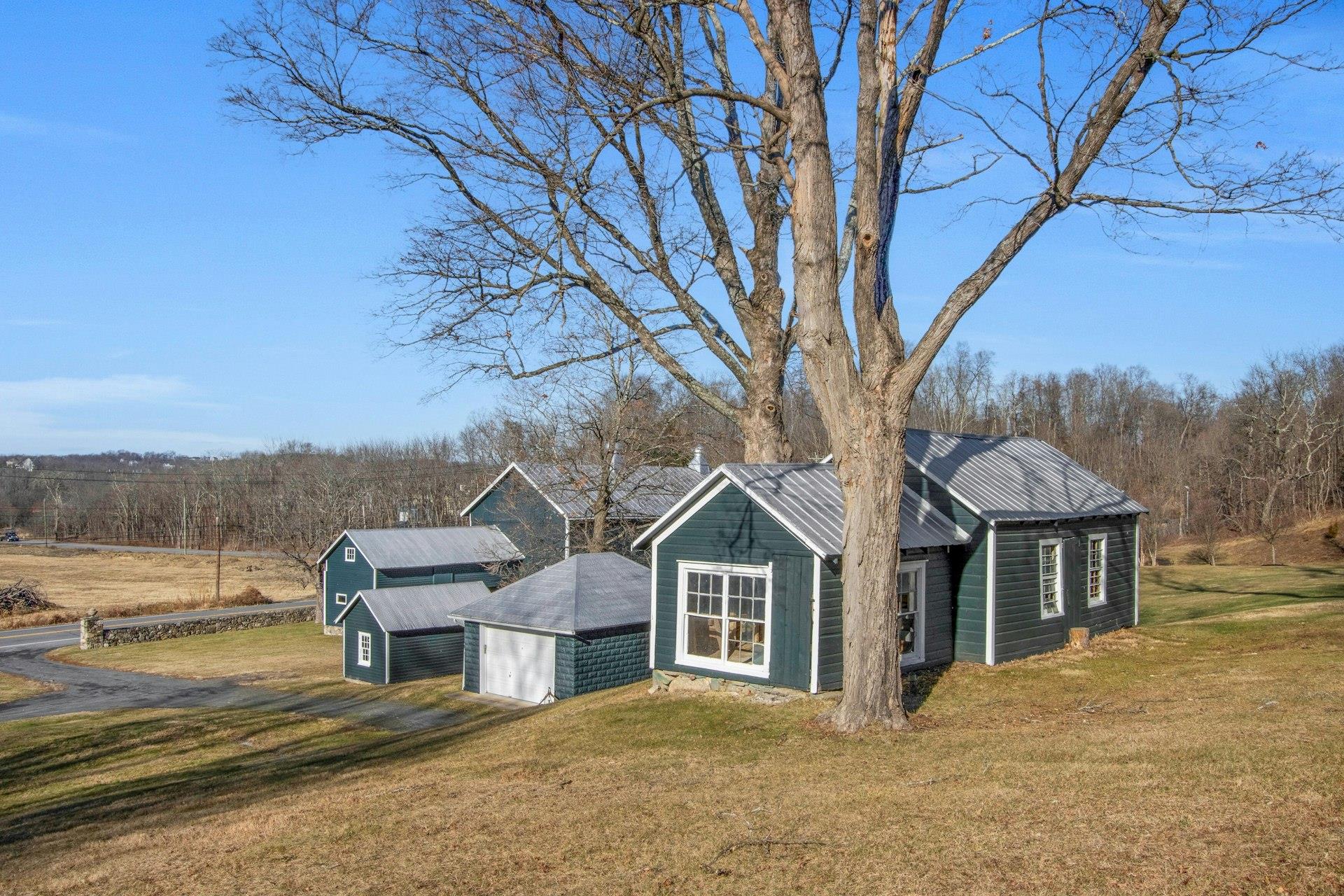 2220 State Route 17a Property Photo 38