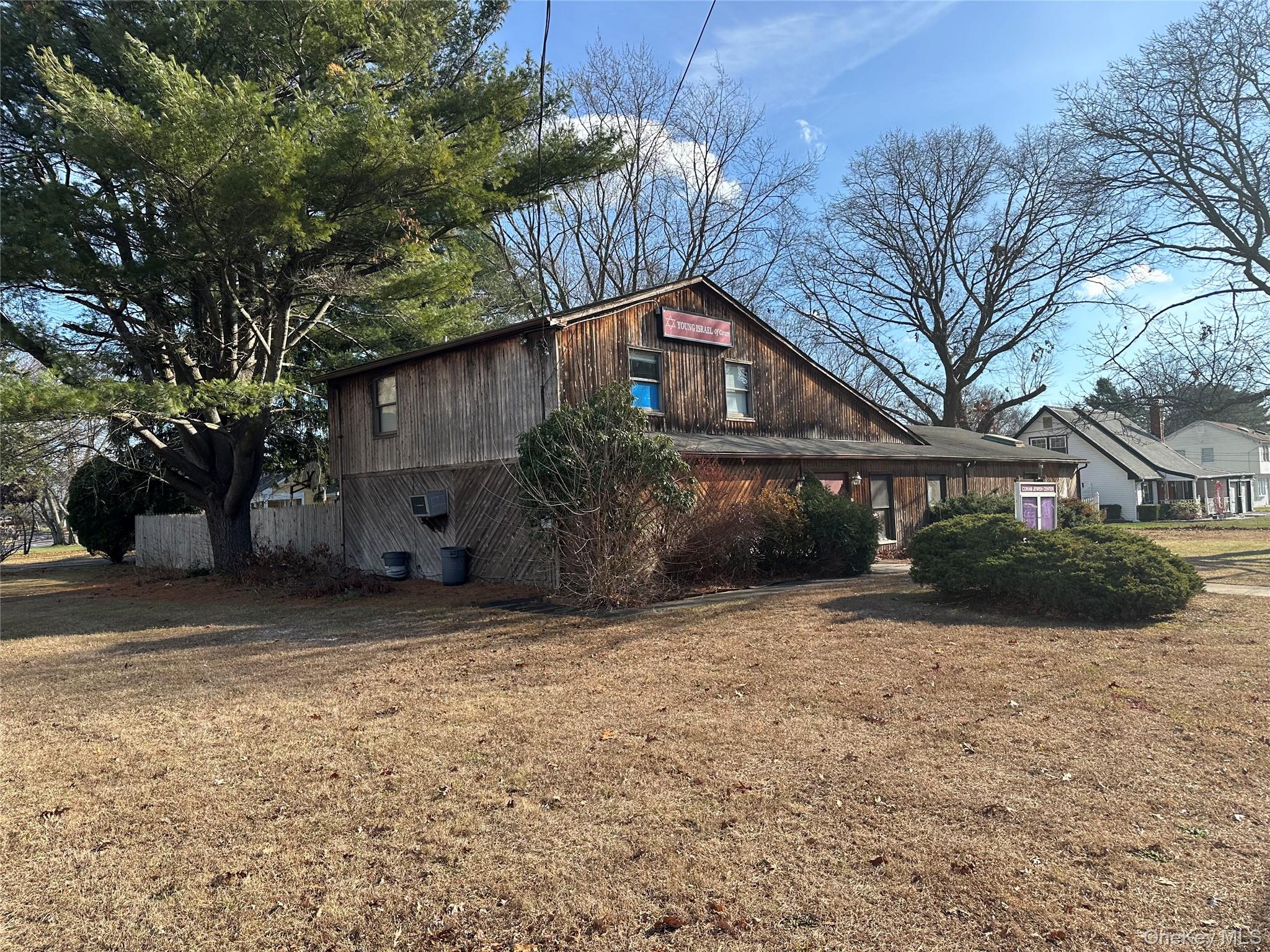 981 Old Town Property Photo 2