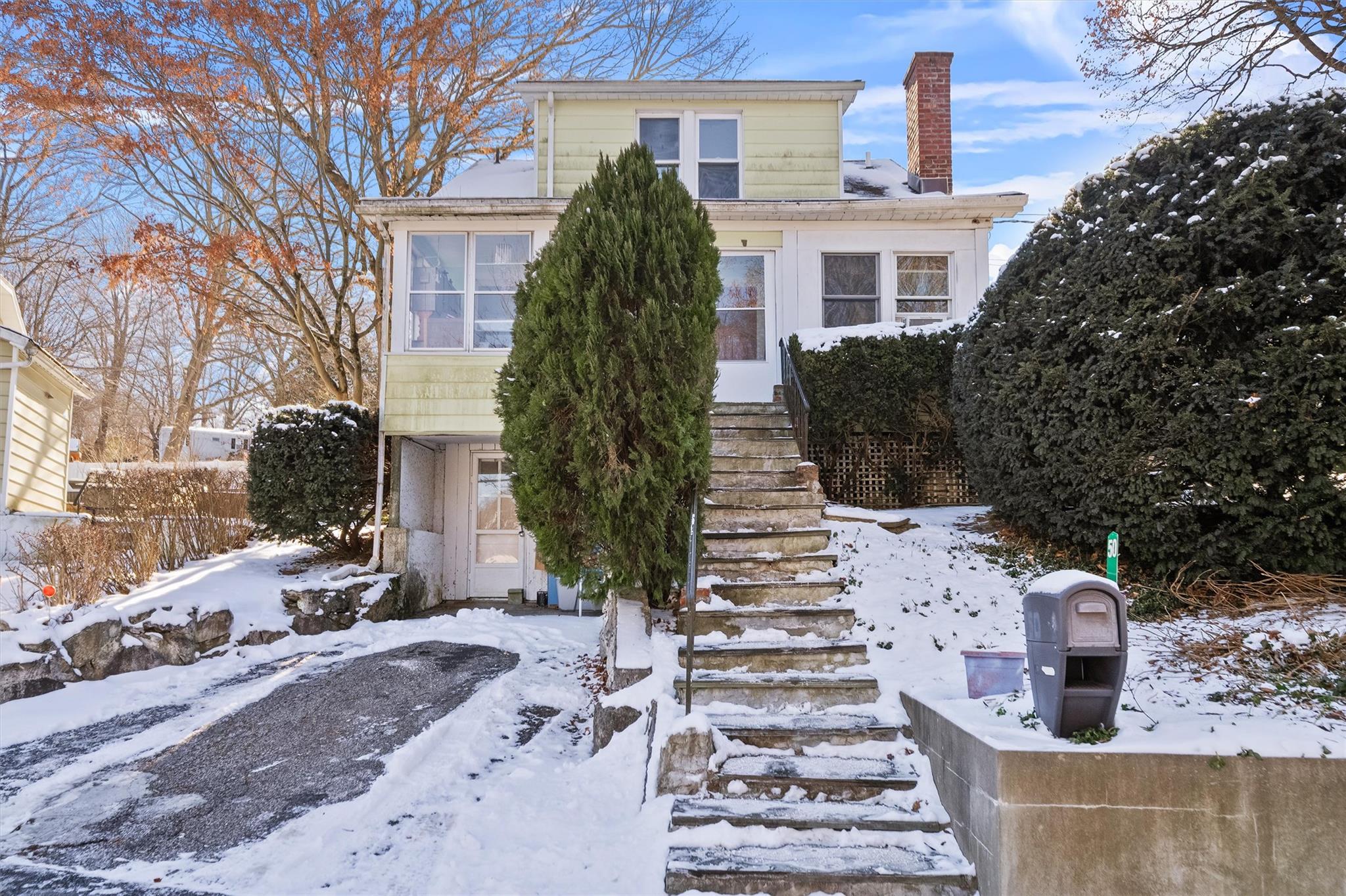 50 Howard Avenue Property Photo