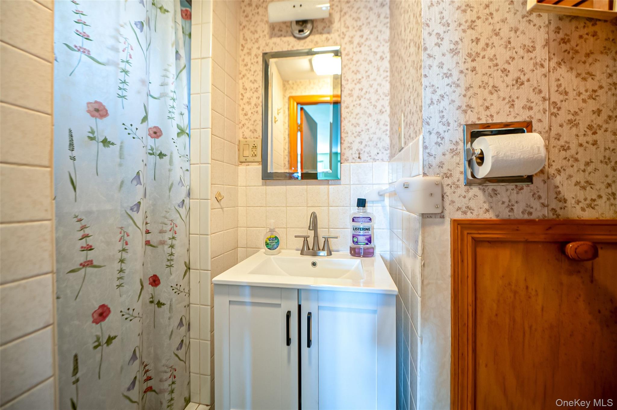 305 West 20th Street Property Photo 15
