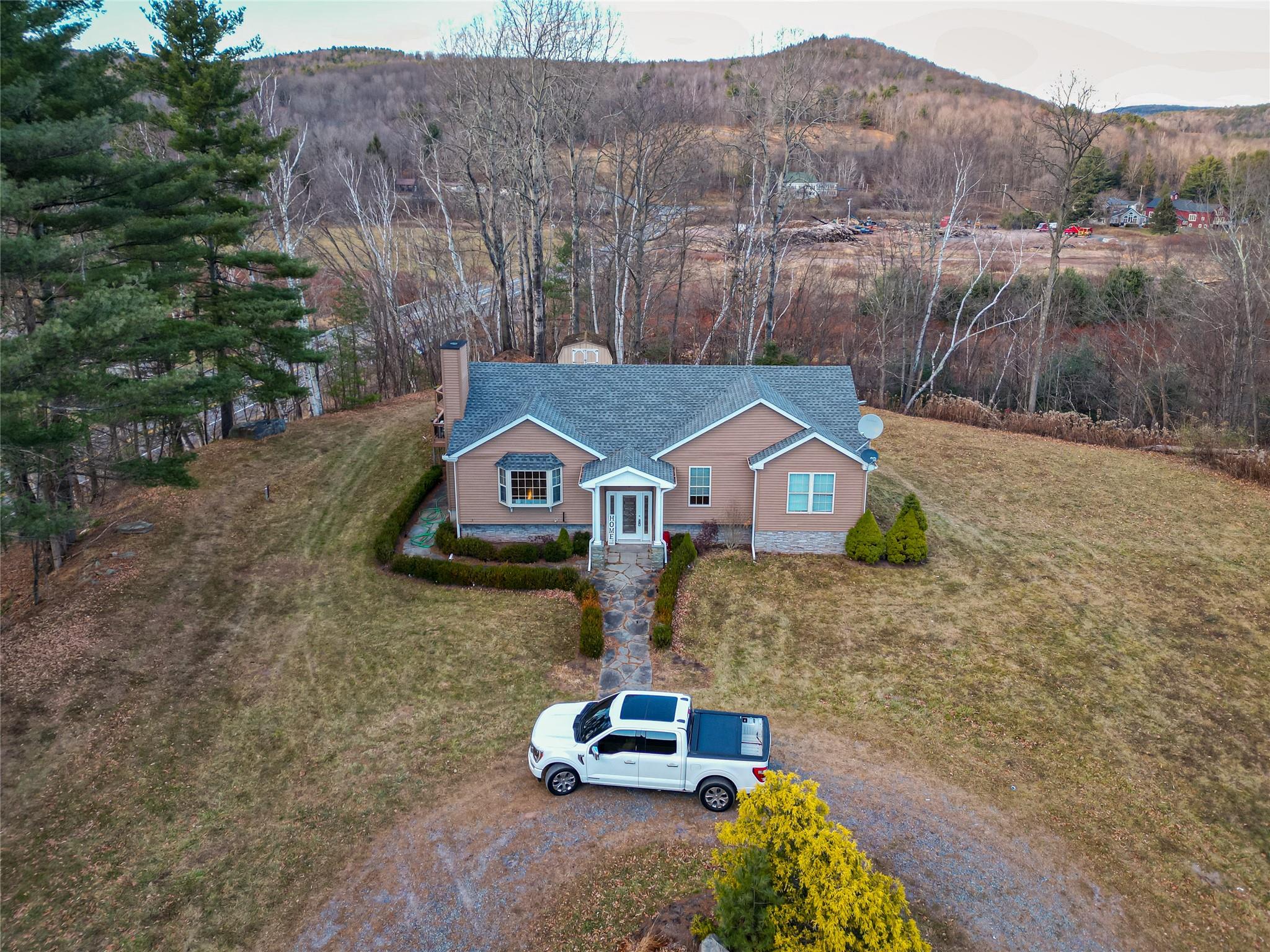 21 Evergreen Rd Property Photo