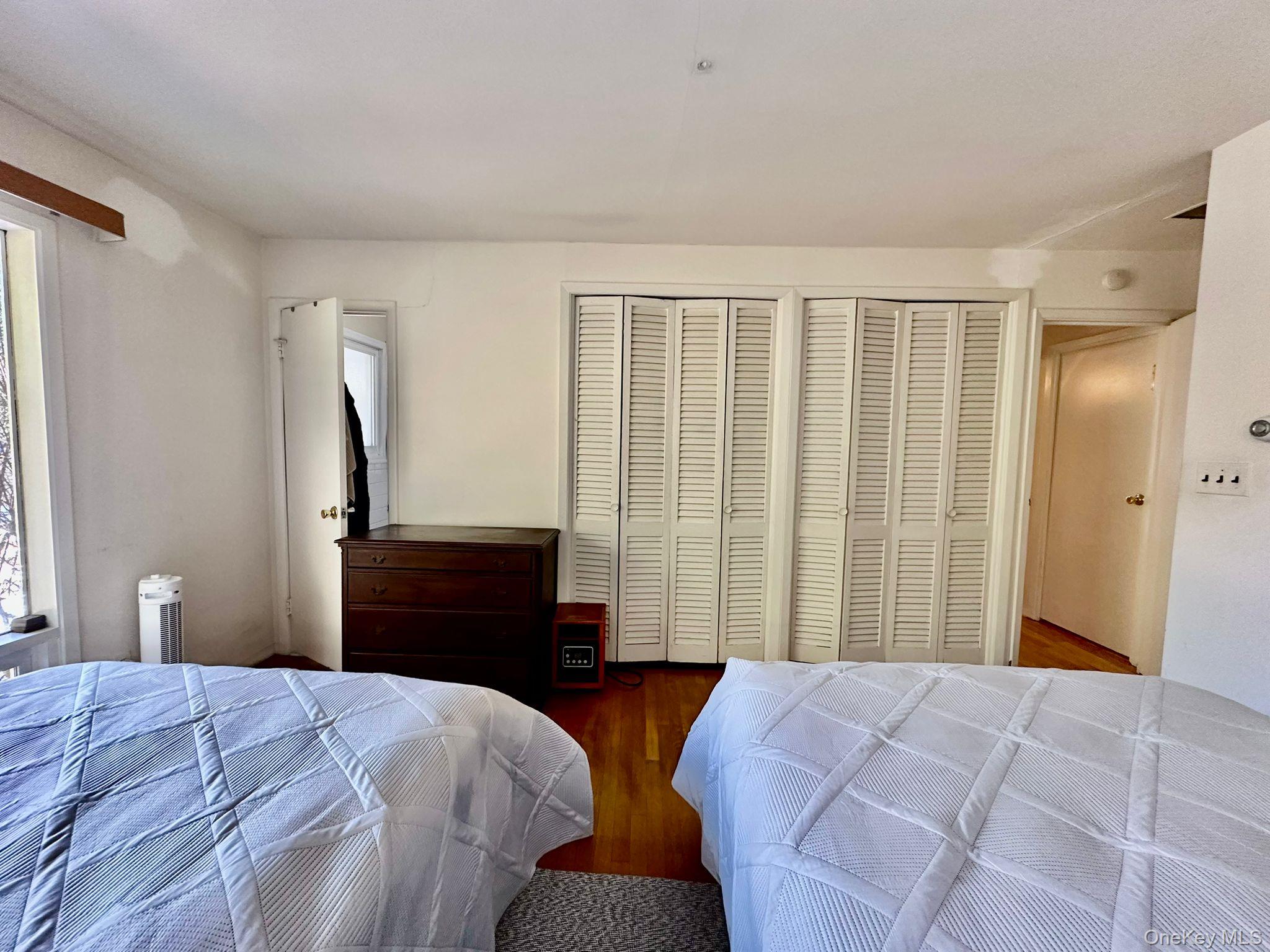 23 Diane Boulevard Property Photo 17