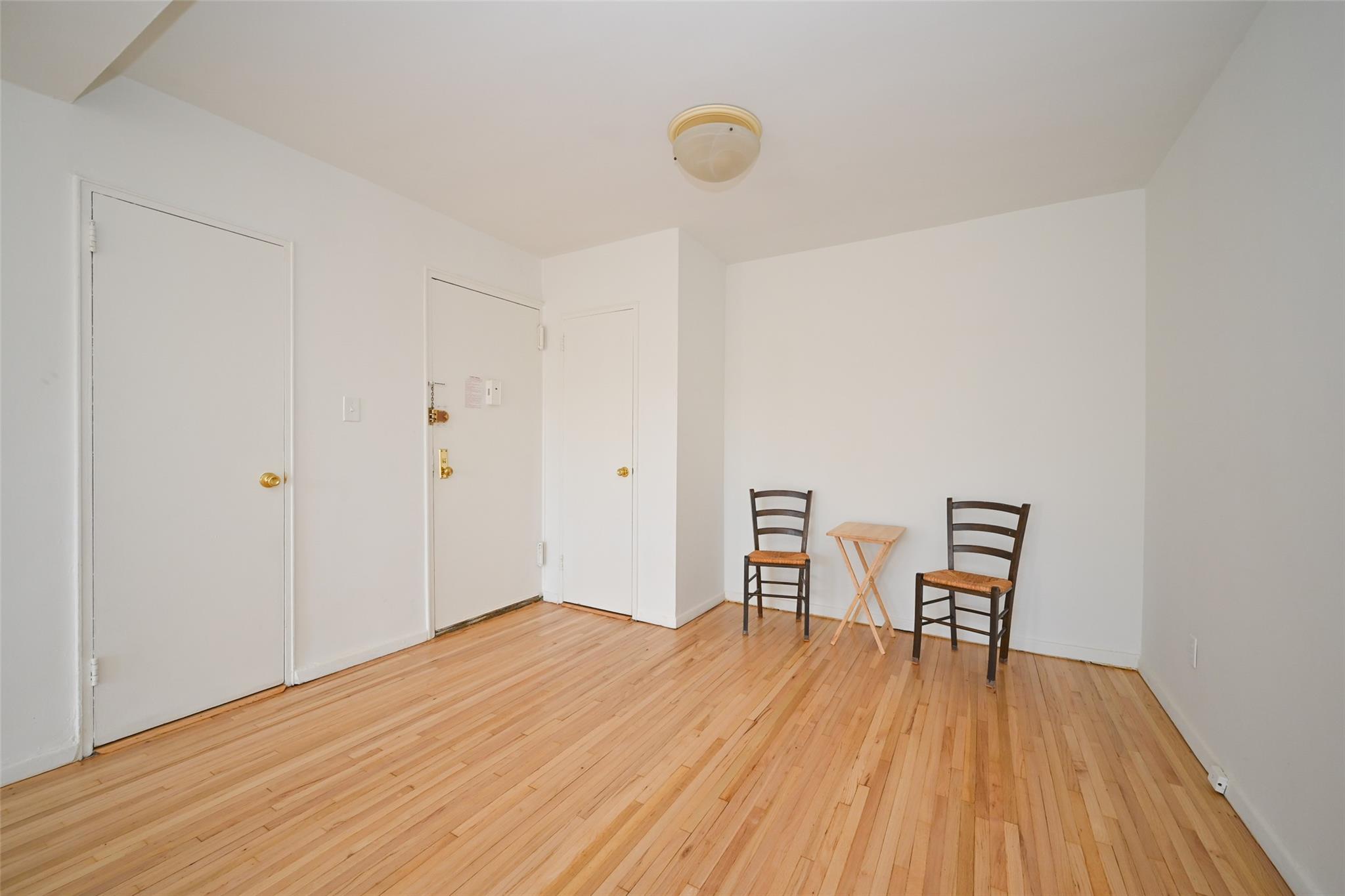 6535 Broadway 6a Property Photo 7