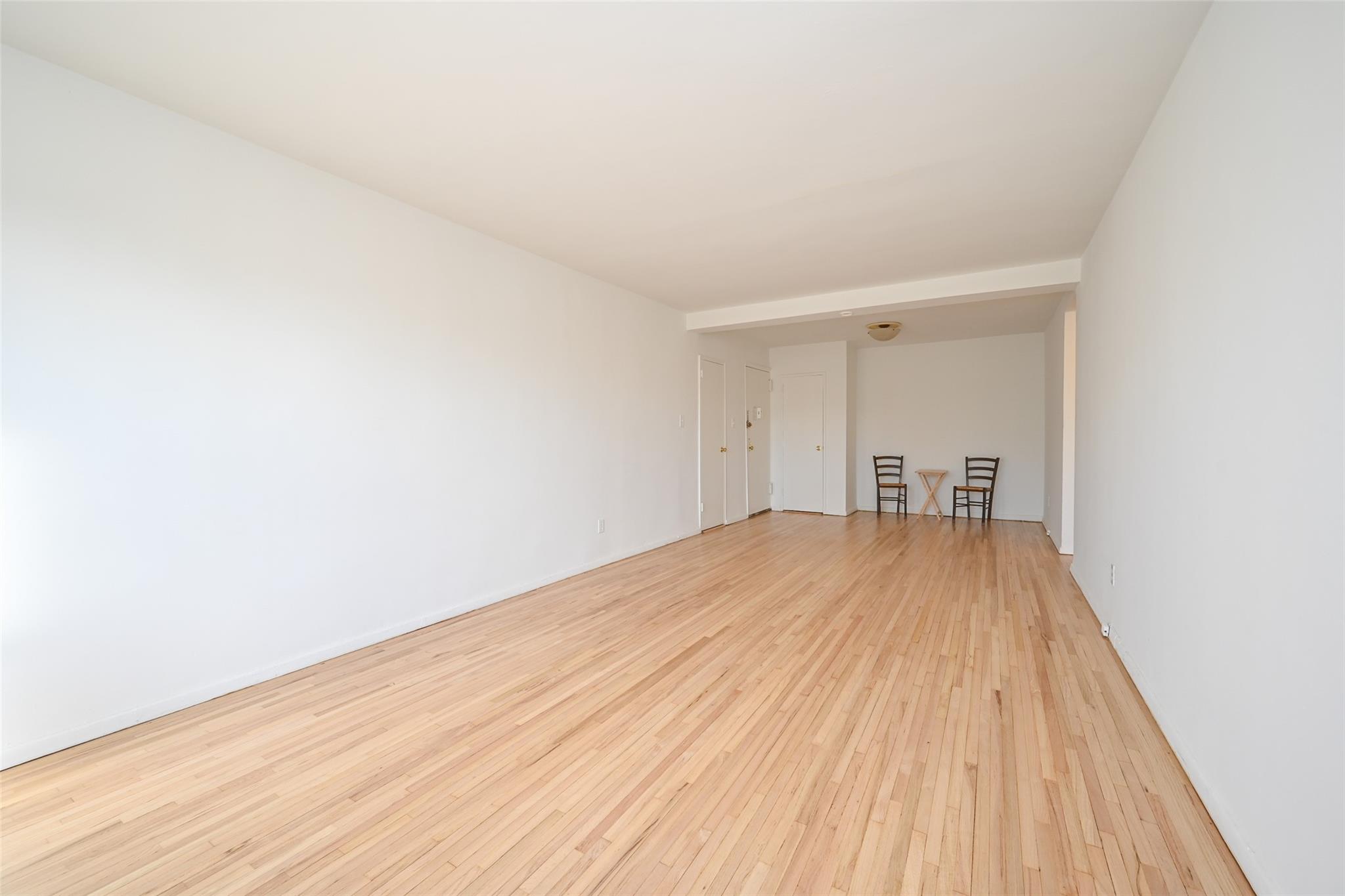 6535 Broadway 6a Property Photo 8