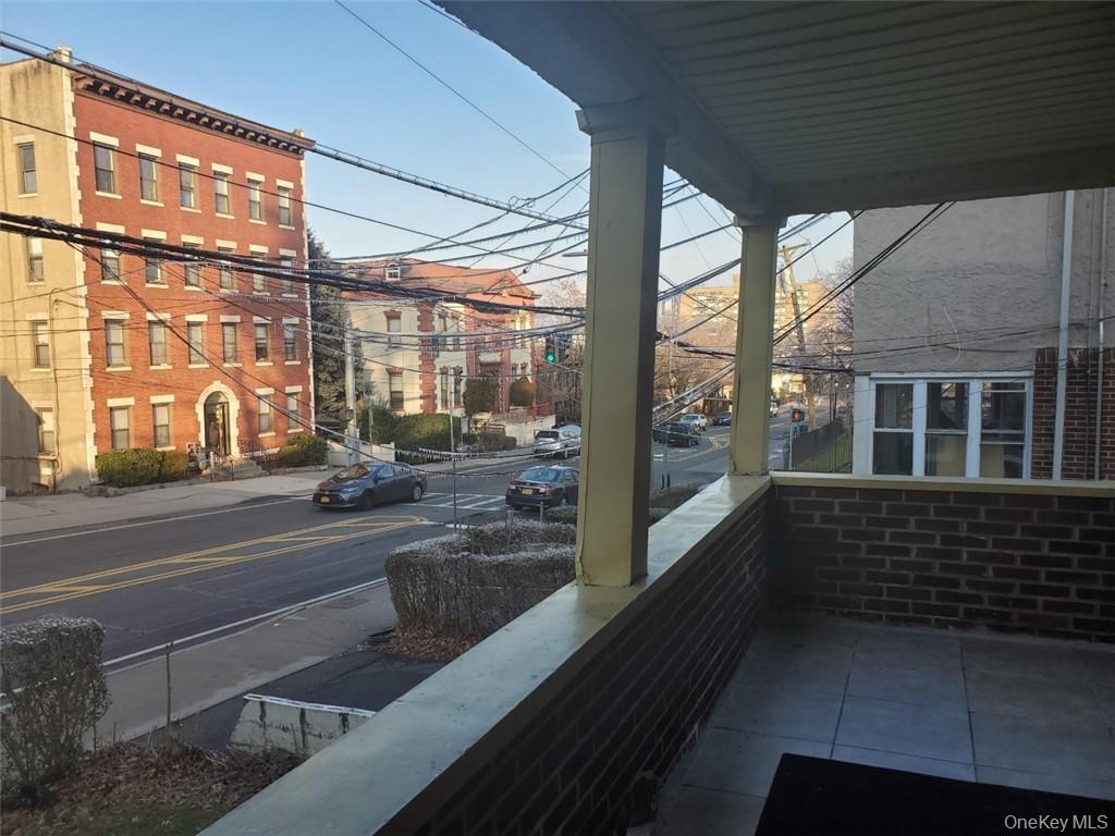 114 Lincoln Avenue Property Photo 25
