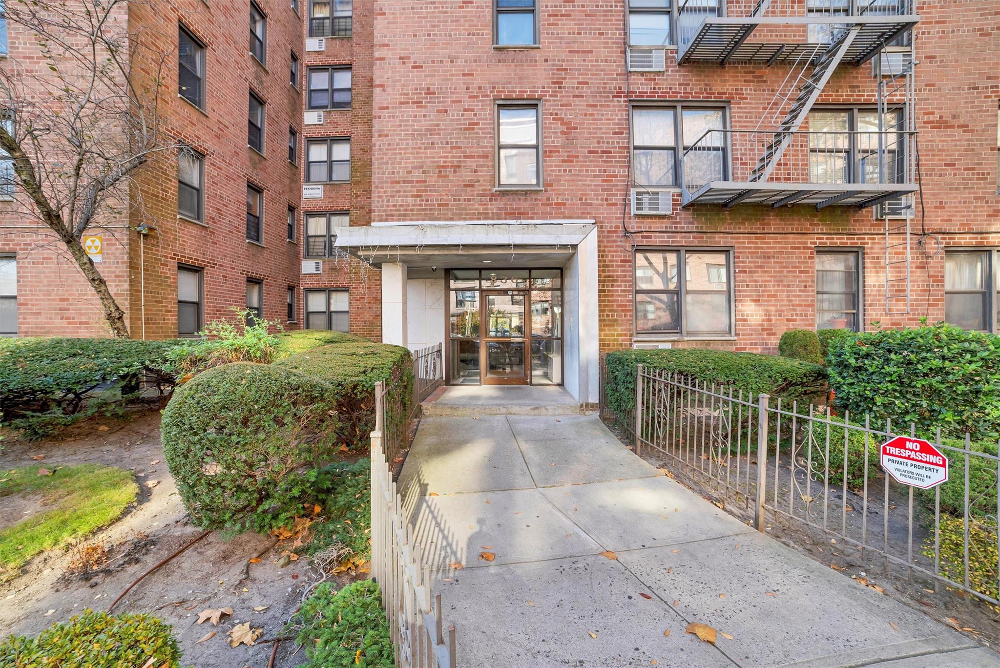 836 Tilden Street 5e Property Photo 3