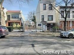 77 Vermont Street Property Photo