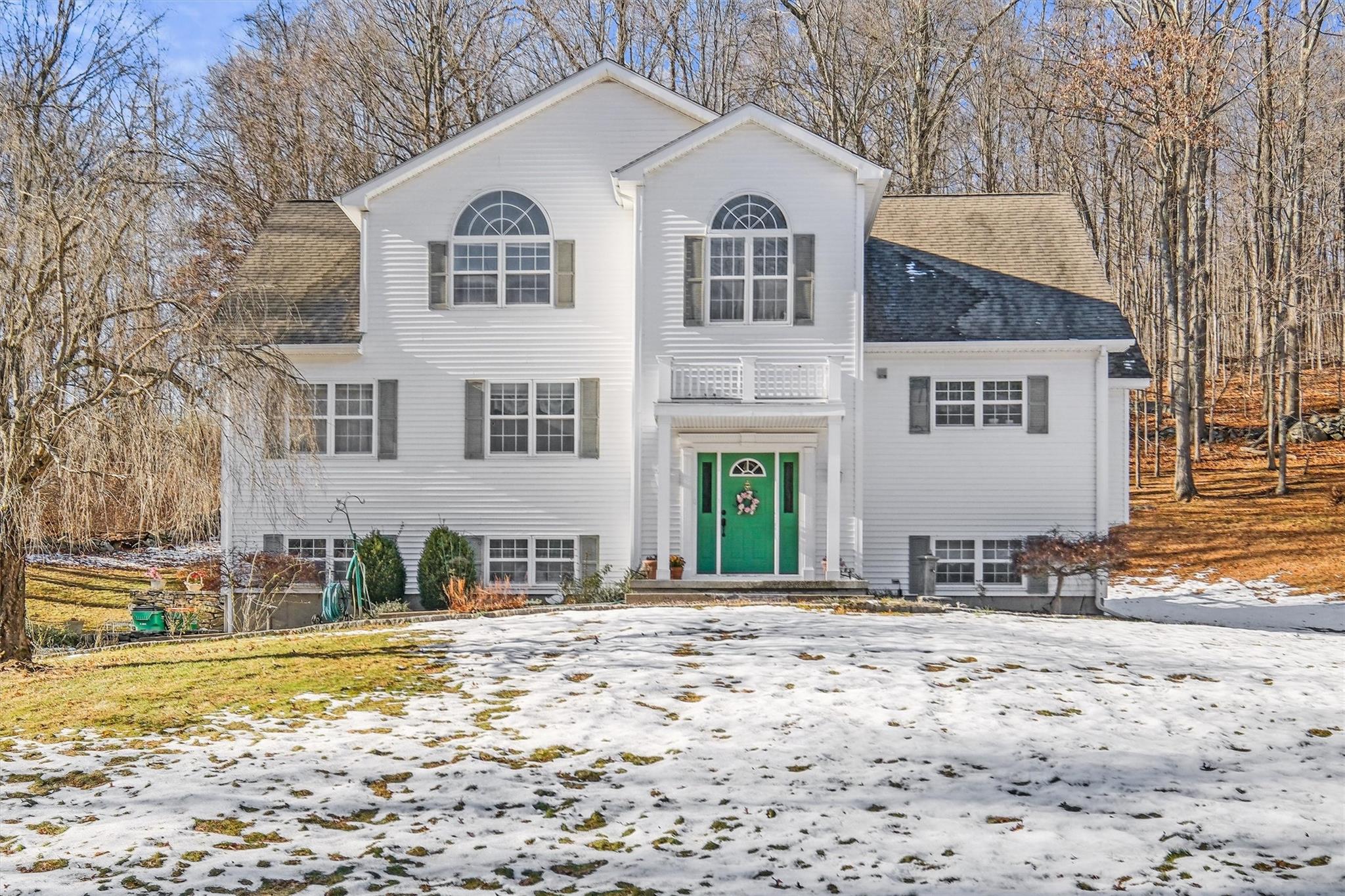 576 Eder Road Property Photo