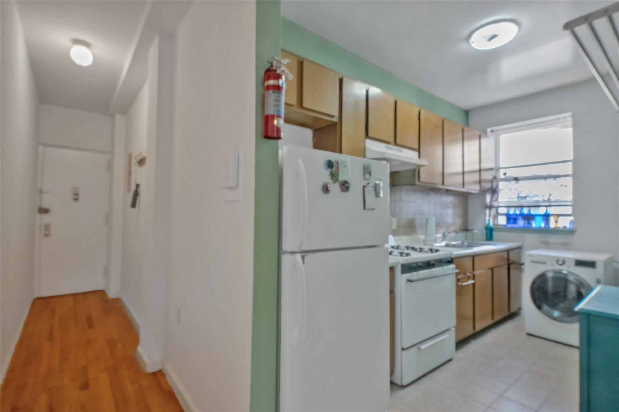 2400 Davidson Avenue A24 Property Photo 5