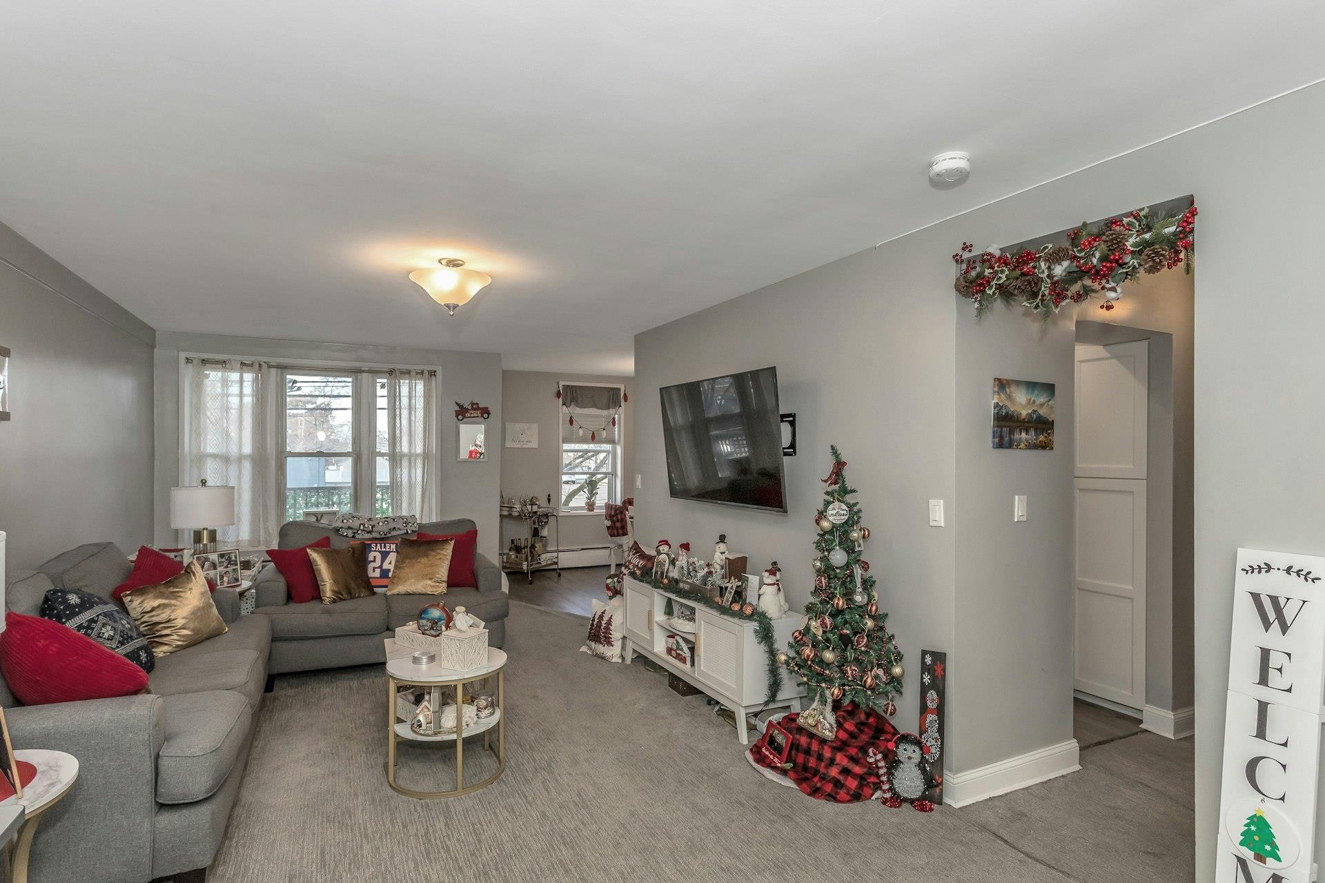 60 Hempstead Avenue 1k Property Photo 6