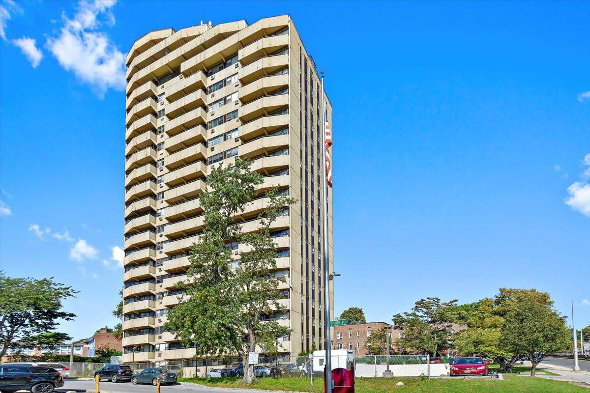 1523 Central Park 9a Property Photo 1