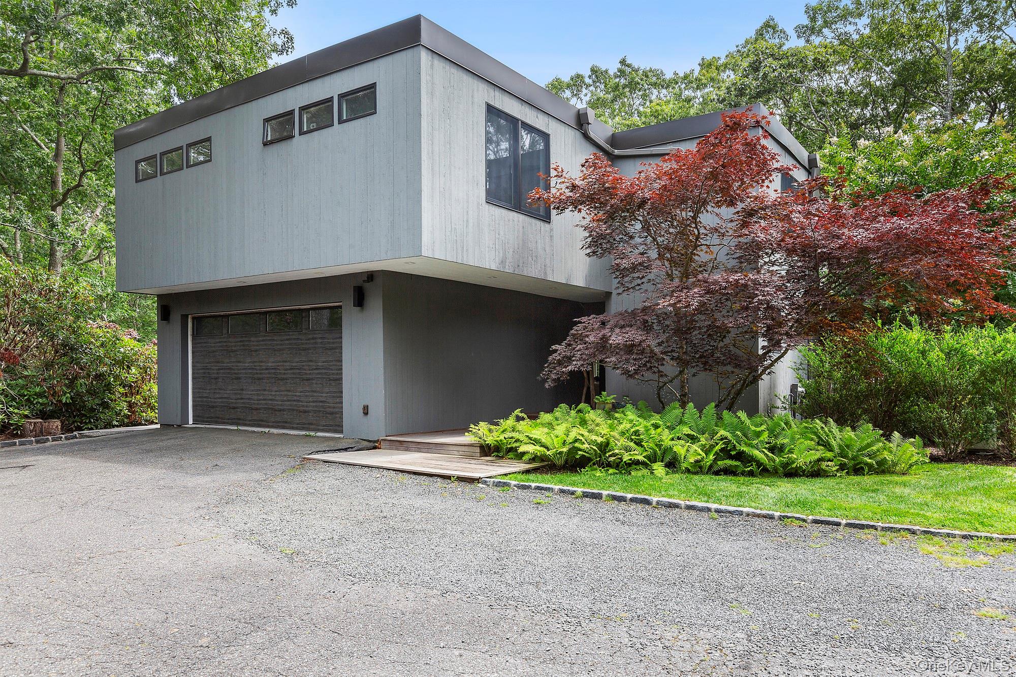 6 Woodland Way Property Photo 1