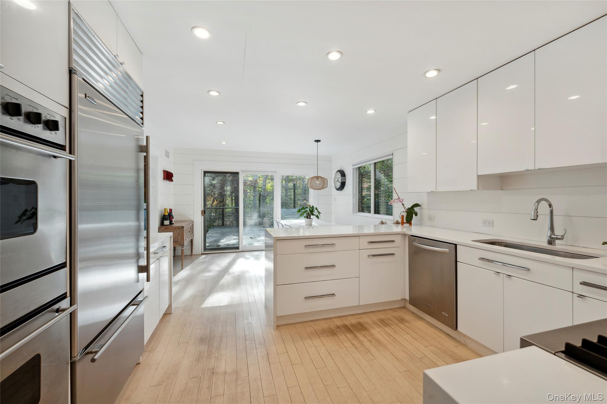 6 Woodland Way Property Photo 10