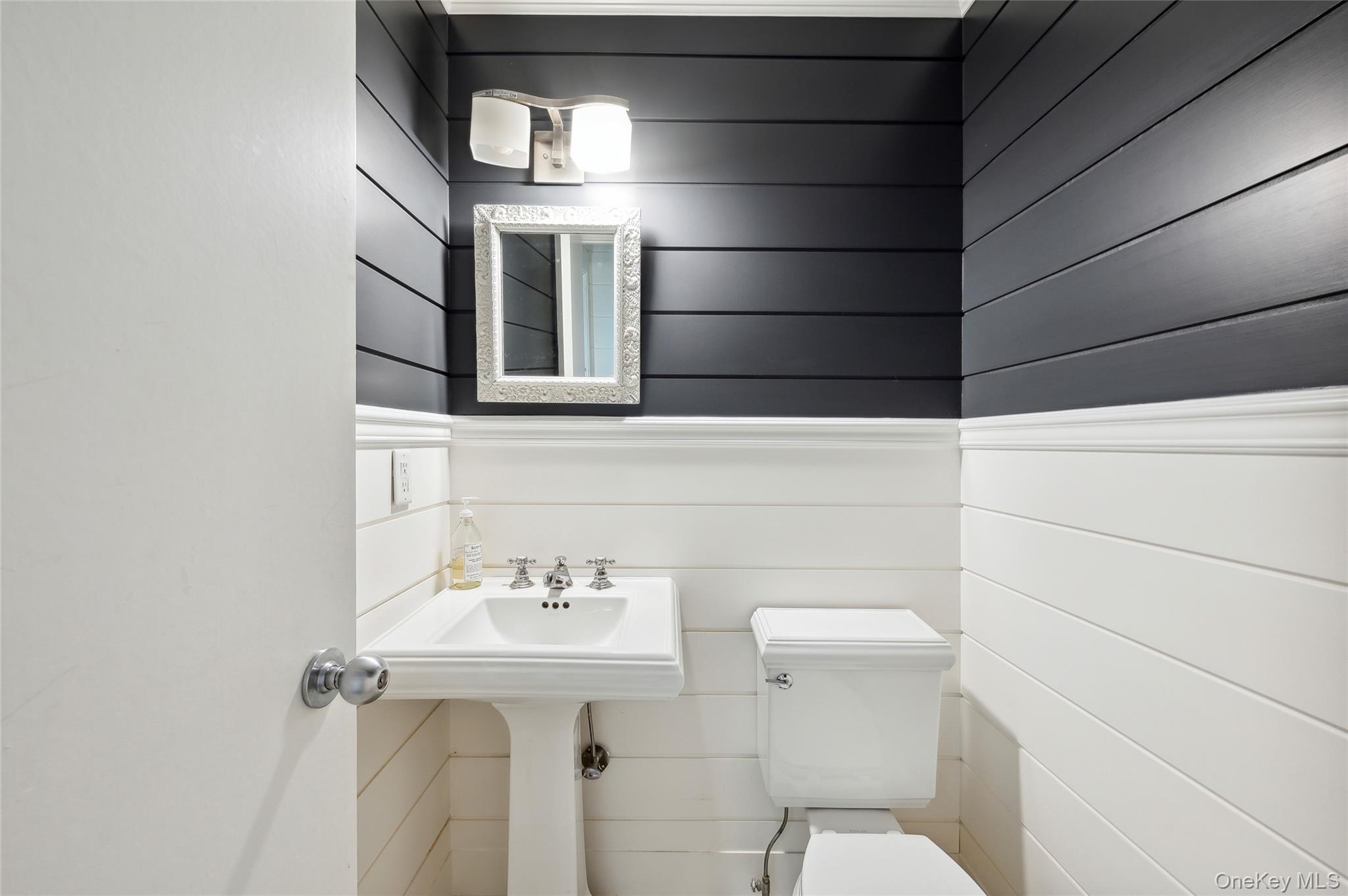 6 Woodland Way Property Photo 12