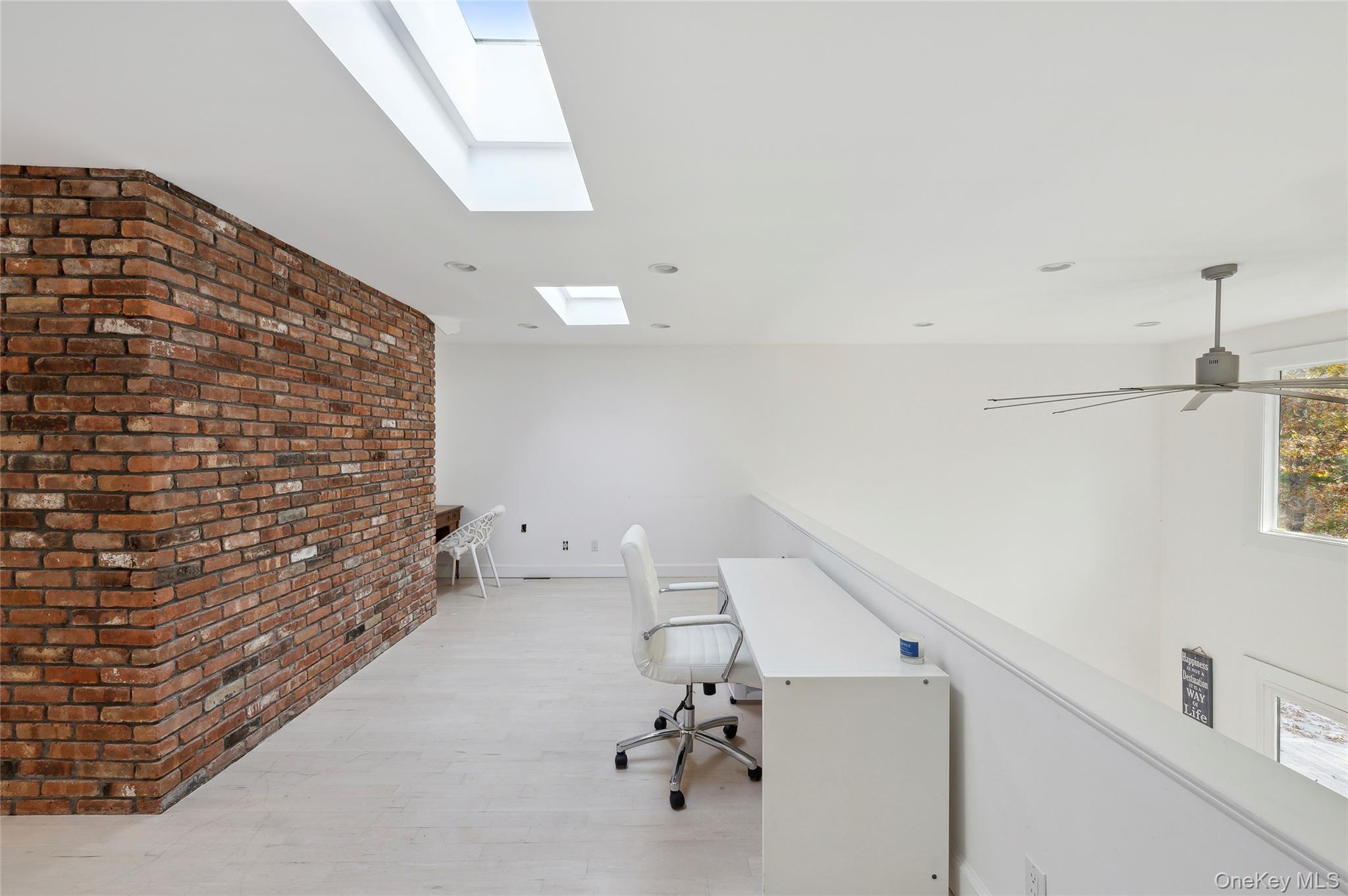 6 Woodland Way Property Photo 13