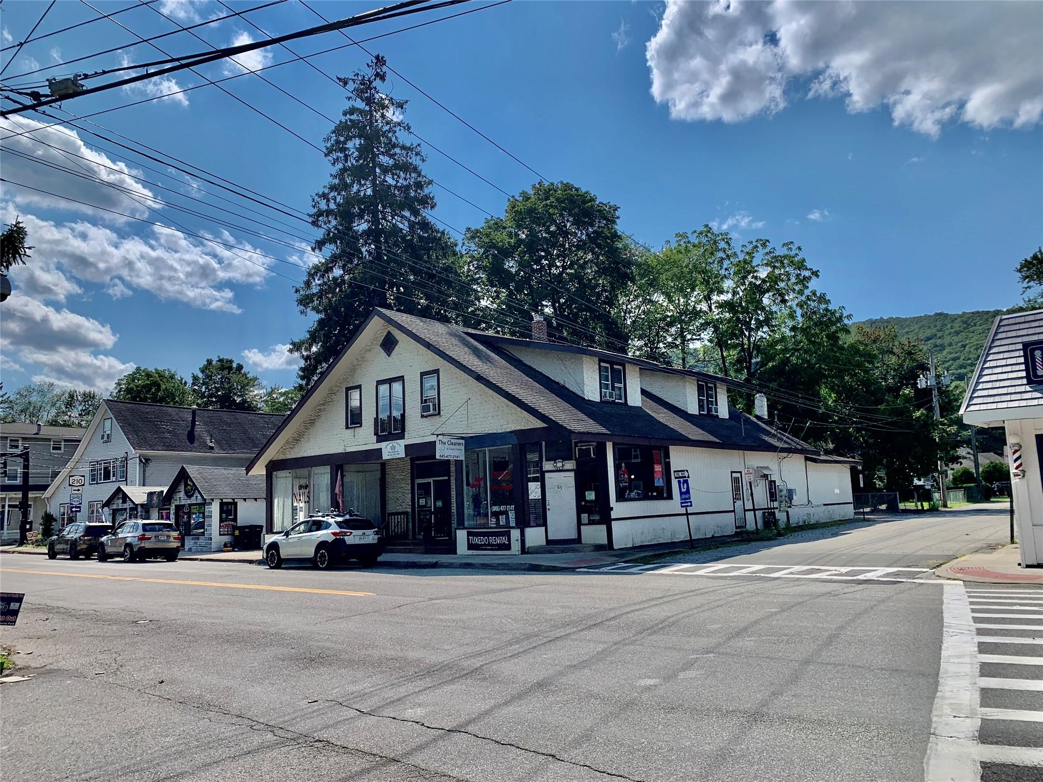 65 Windermere Avenue Property Photo